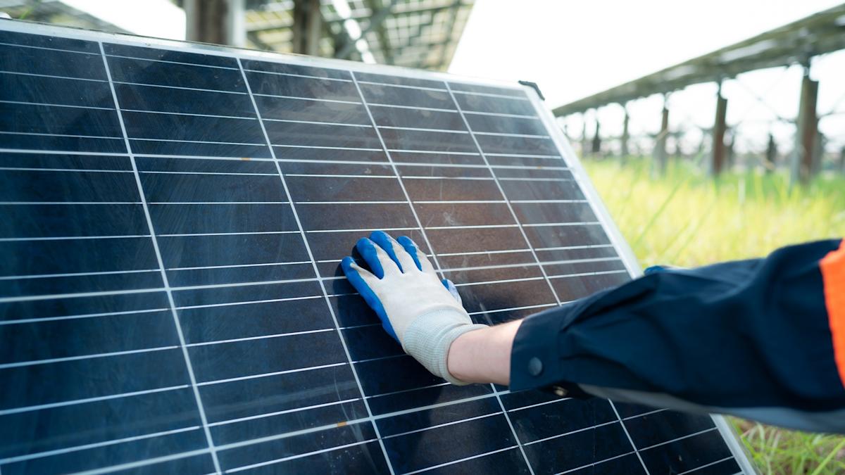 235 new clean energy factories opened in 5 years as a US manufacturing boom powers through policy headwinds
