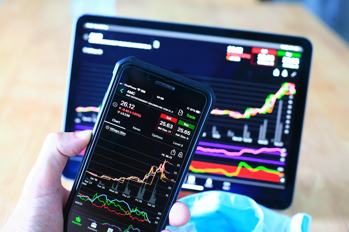 U.S. manufacturing push and Q1 2026 results in focus