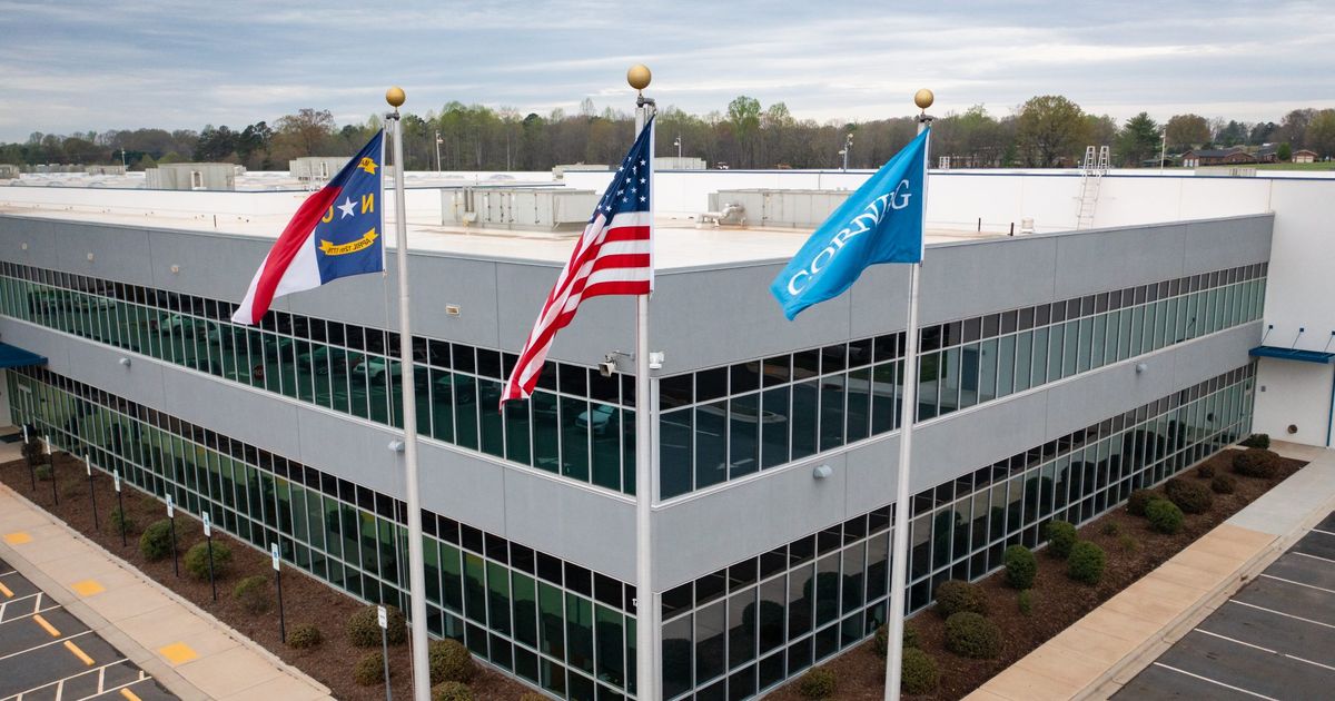 Amazon and Corning partner to boost fiber optics manufacturing in North Carolina :: WRAL.com