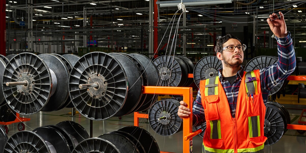 Amazon’s multibillion-dollar deal with Corning creates 1,000 jobs in North Carolina
