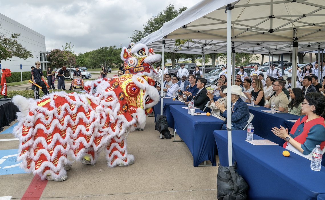 Taiwan’s Foxlink Group picks Fort Worth for first U.S. AI Factory, bringing 900 jobs to AllianceTexas