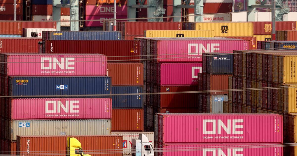 Hiltzik: So much for Trump’s ‘manufacturing wins’